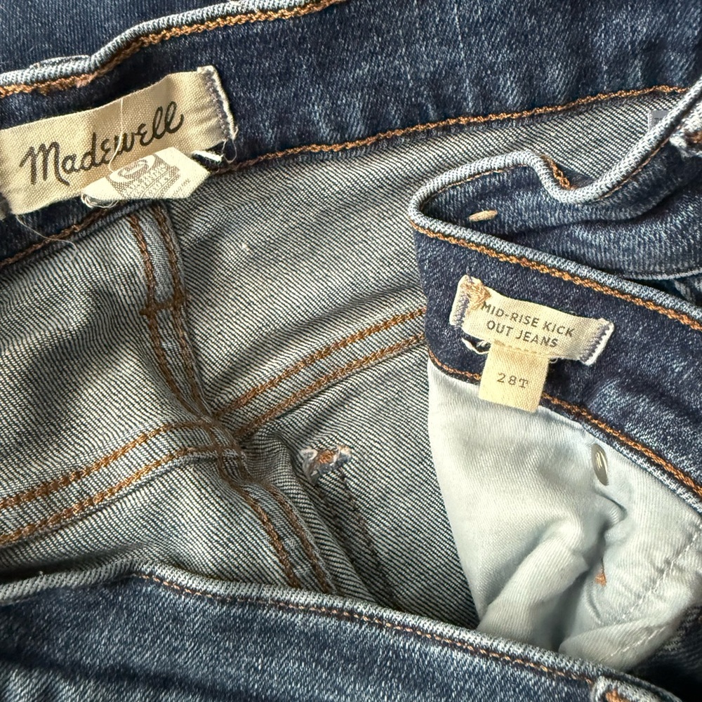 Madewell women’s midrise kick out jeans 28T tall - Picture 3 of 3